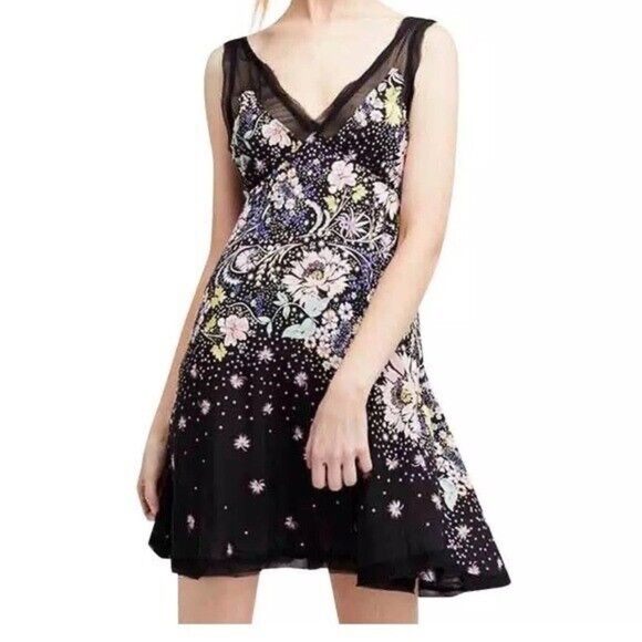 FREE PEOPLE Longwood Printed Slip Dress Size XS EUC - Picture 1 of 7